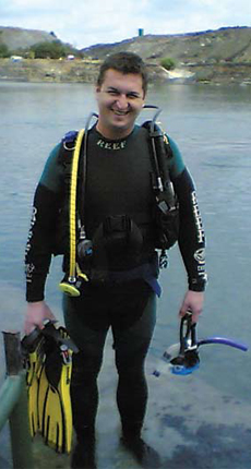 Non-Celebrity Diver Non-Celebrity Diver